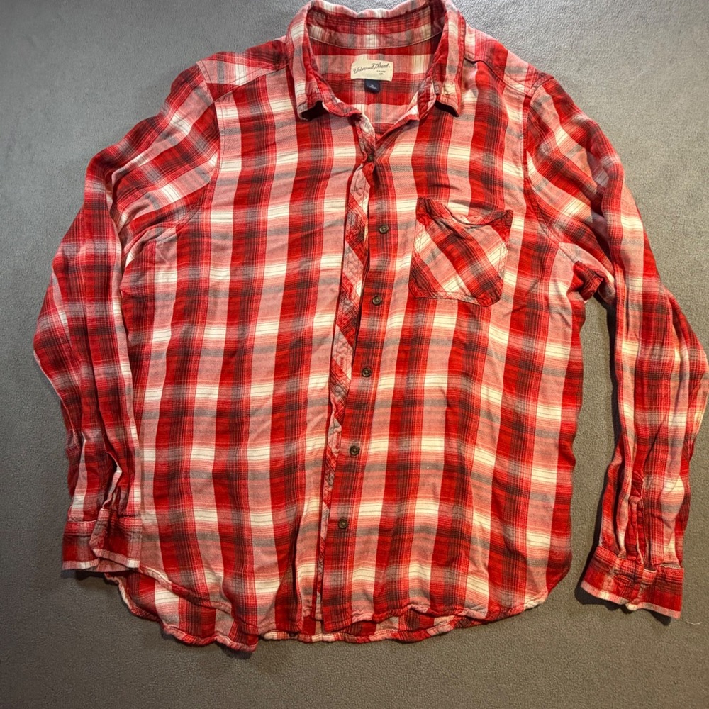 Universal Thread Womens XL Red White Plaid Button Down Flannel Shirt Long Sleeve